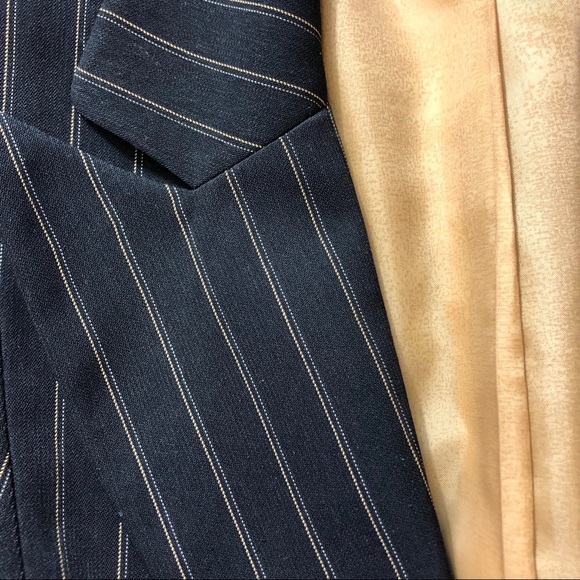 Isabel & Nina black and Gold Pin Stripe Blazer - Picture 5 of 8